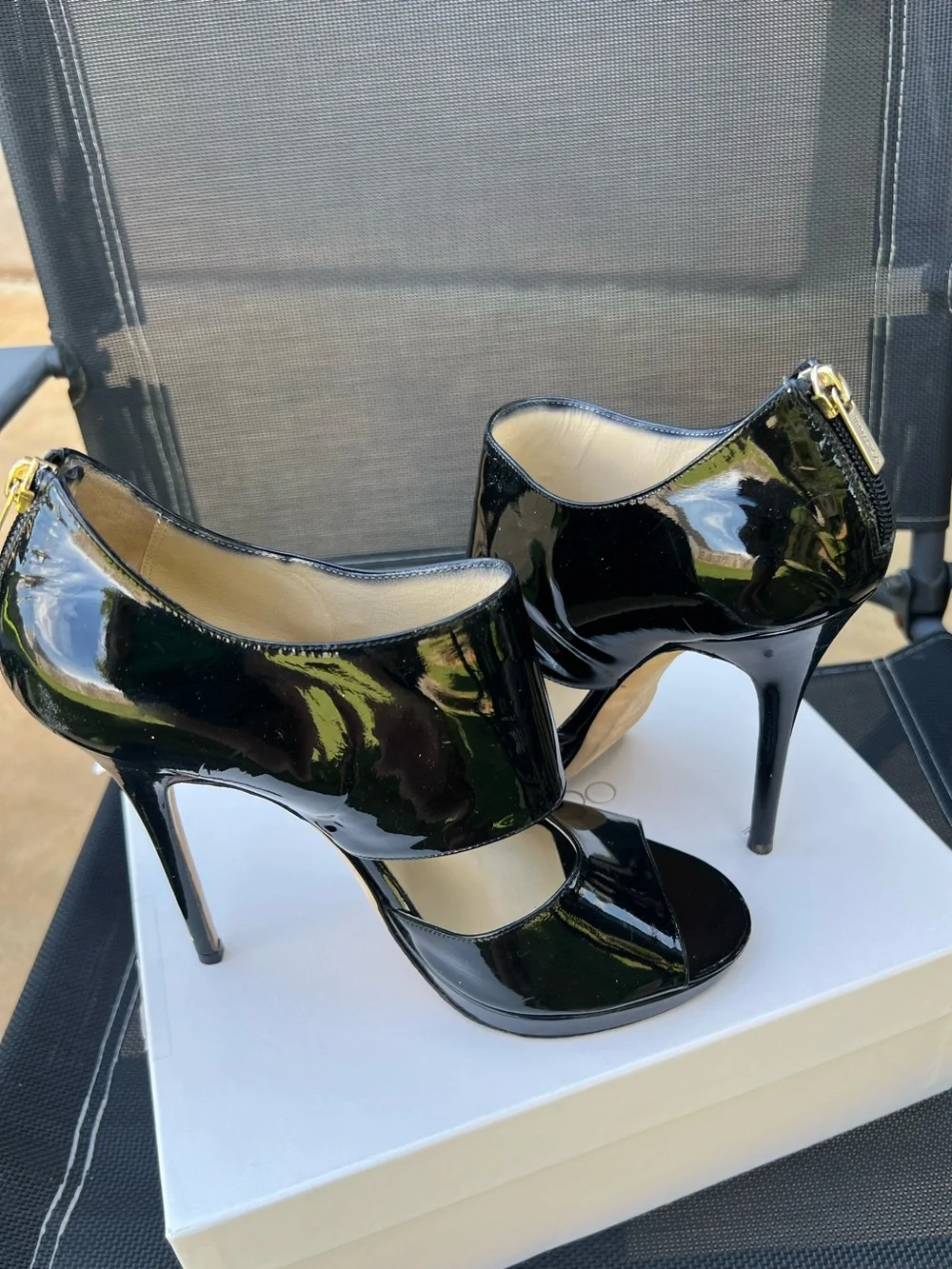 Jimmy Choo “Private” Black Patent Platform Sandals – Size 40 🖤